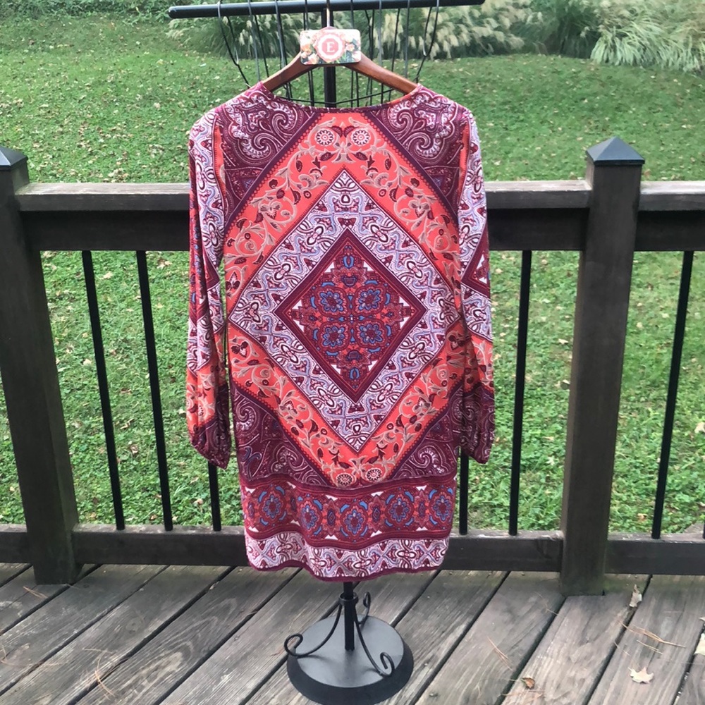 Chelsea & Violet Boho Style Long Sleeve Dress - Picture 3 of 5